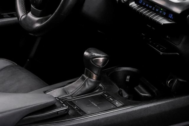 Used 2019 Lexus UX 200 w/ Premium Package FWD image 31