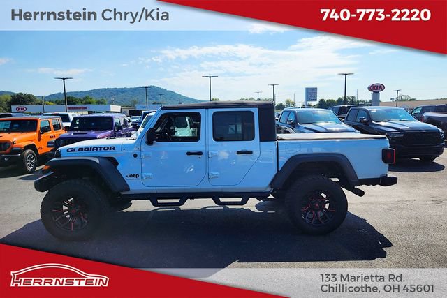 Used 2023 Jeep Gladiator Sport w/ Trailer Tow Package AWD/4WD image 4