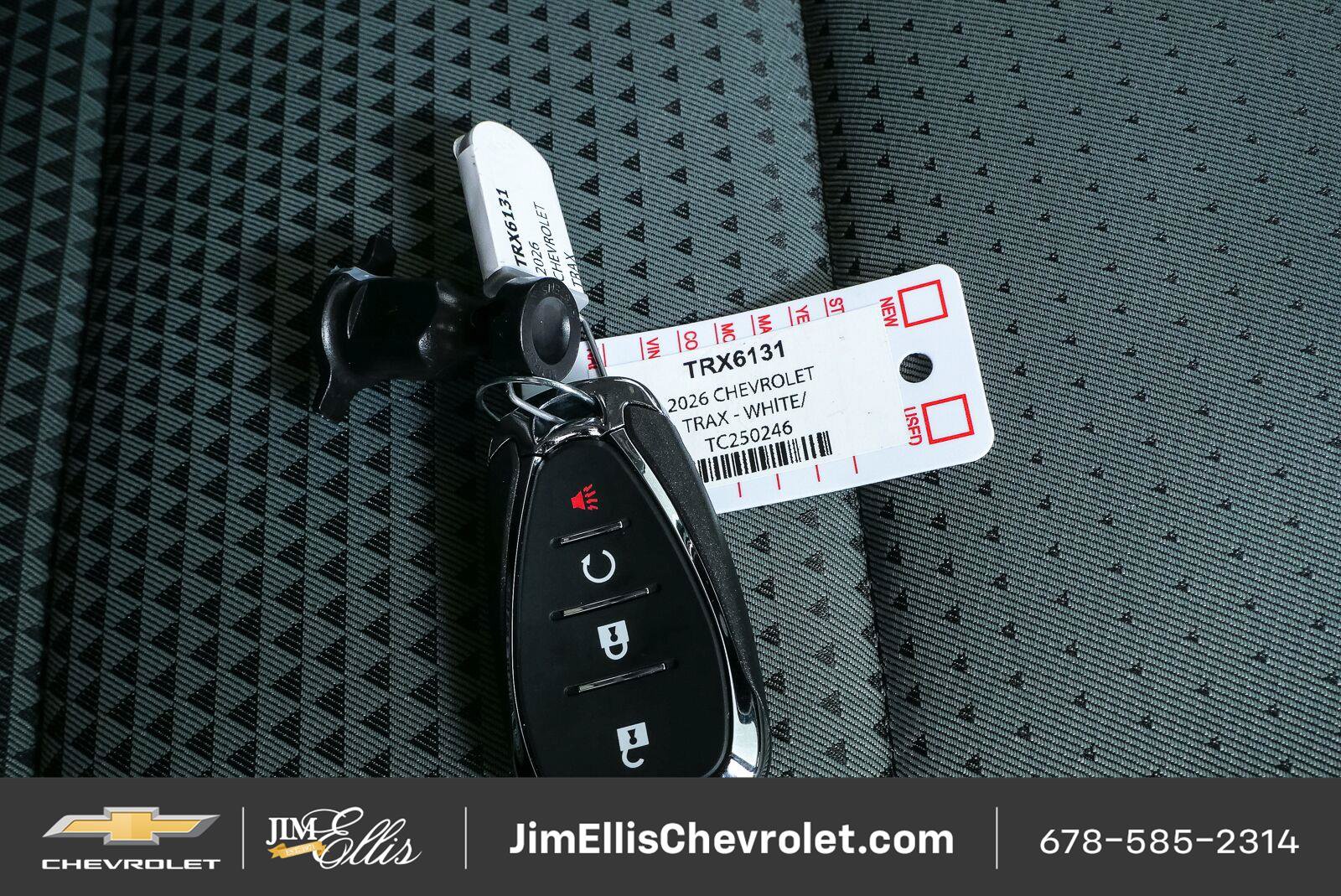 New 2026 Chevrolet Trax LT w/ Sunroof Package FWD image 37