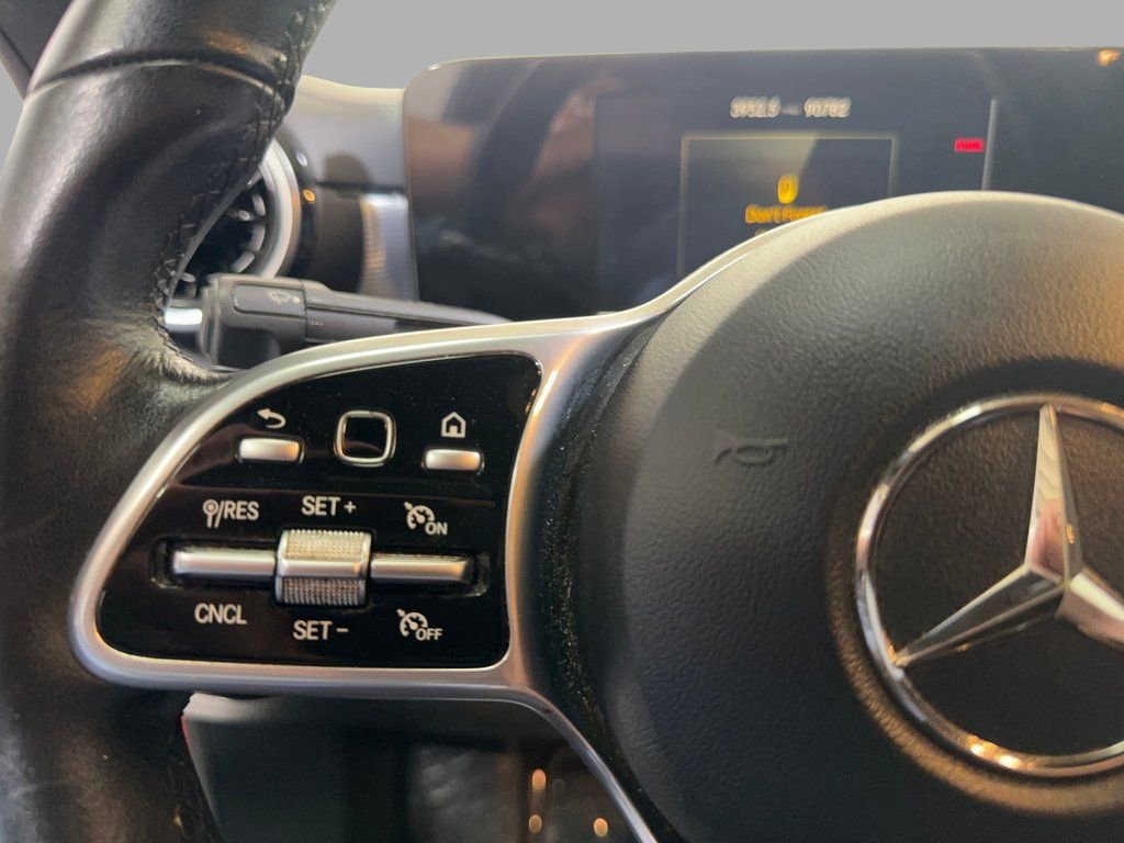 Used 2020 Mercedes-Benz CLA 250 image 23