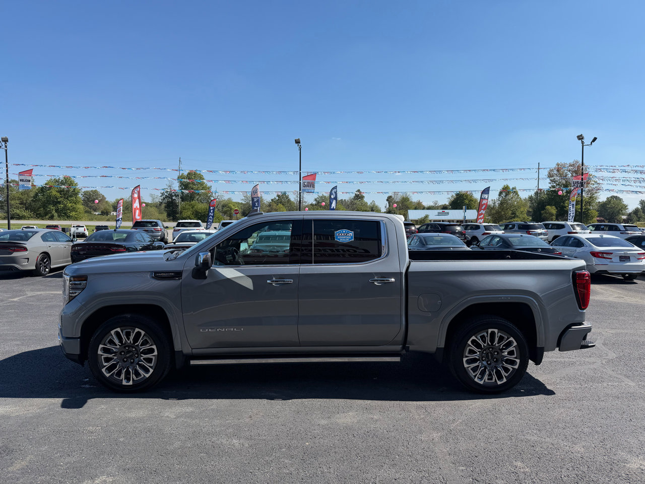 Used 2024 GMC Sierra 1500 Denali Ultimate image 10