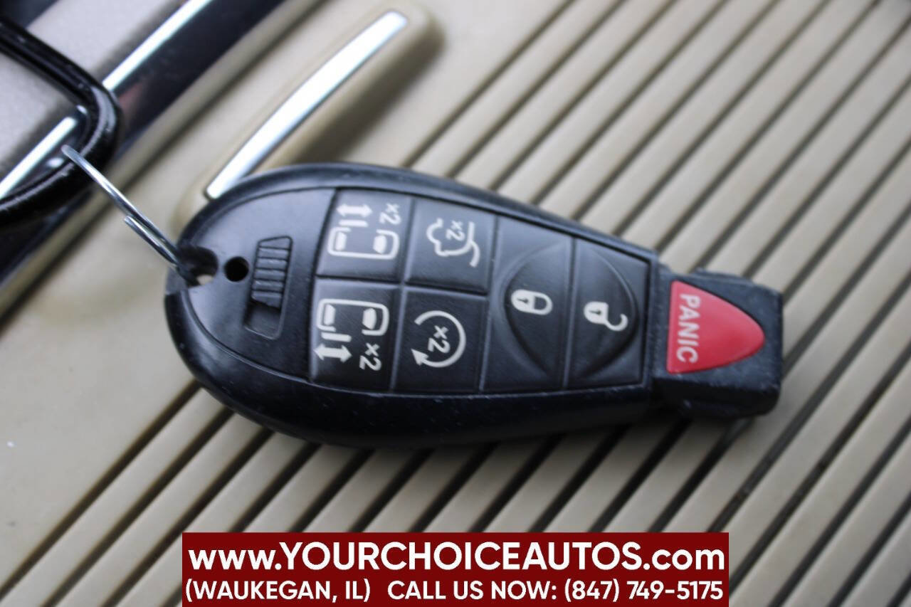 Used 2015 Dodge Grand Caravan SXT image 33