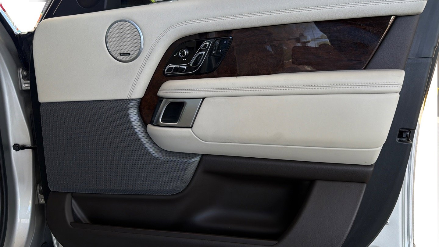 Used 2018 Land Rover Range Rover Supercharged AWD/4WD image 49