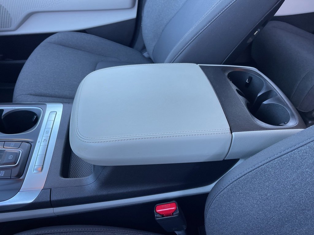 Certified 2023 Kia Carnival LX image 13