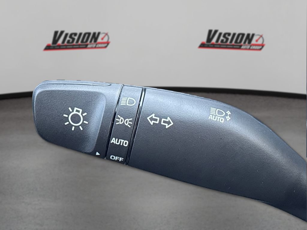 New 2026 Hyundai Venue SEL FWD image 15