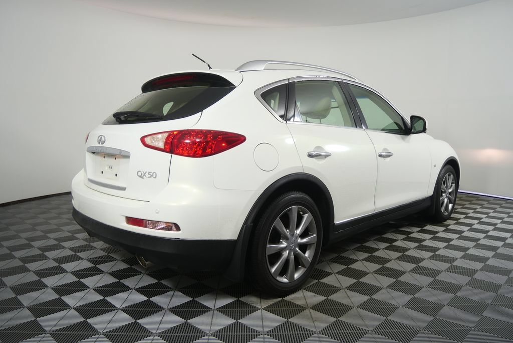 Used 2014 INFINITI QX50 Journey w/ Premium Package RWD image 3