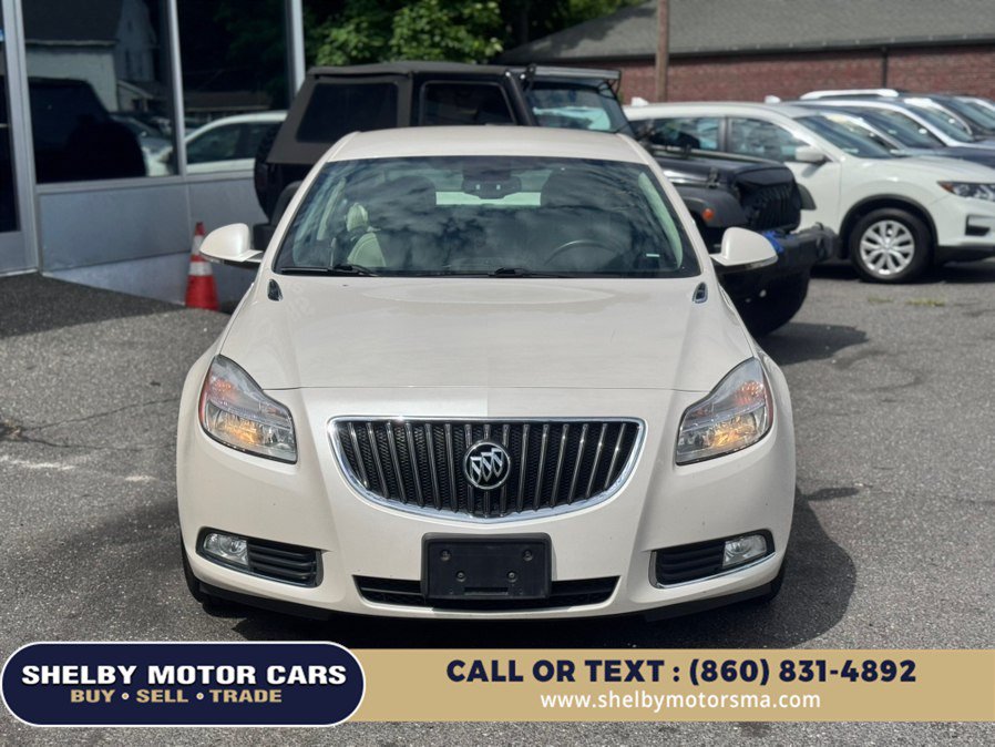 Used 2012 Buick Regal Leather FWD image 2