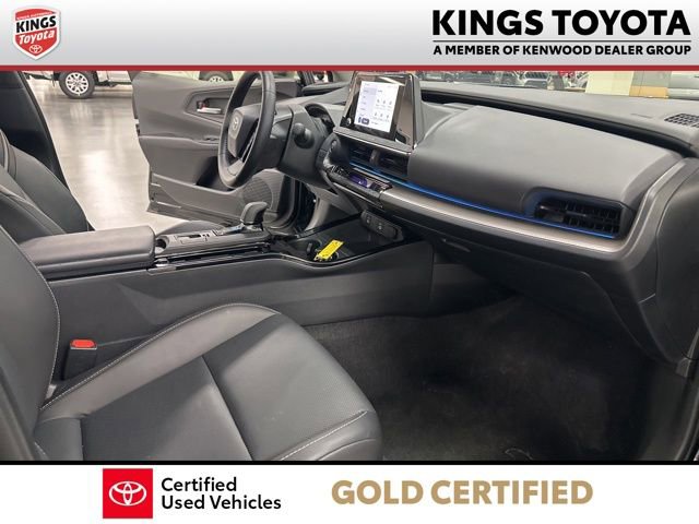 Certified 2025 Toyota Prius XLE FWD image 24