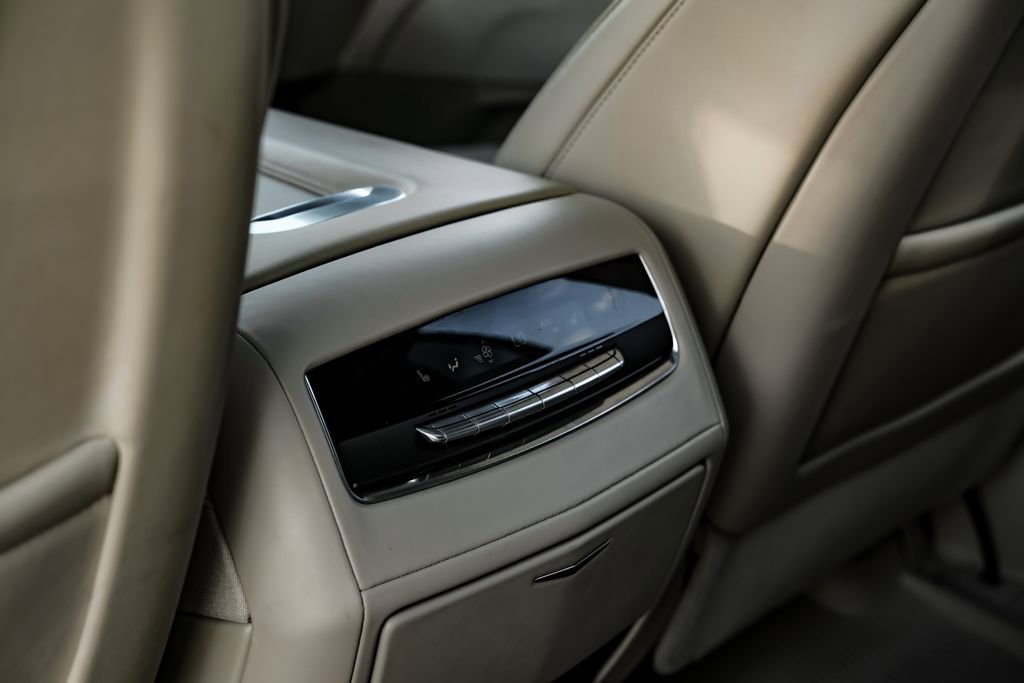 Used 2023 Cadillac Escalade Sport Platinum w/ LPO, ONYX Package image 49