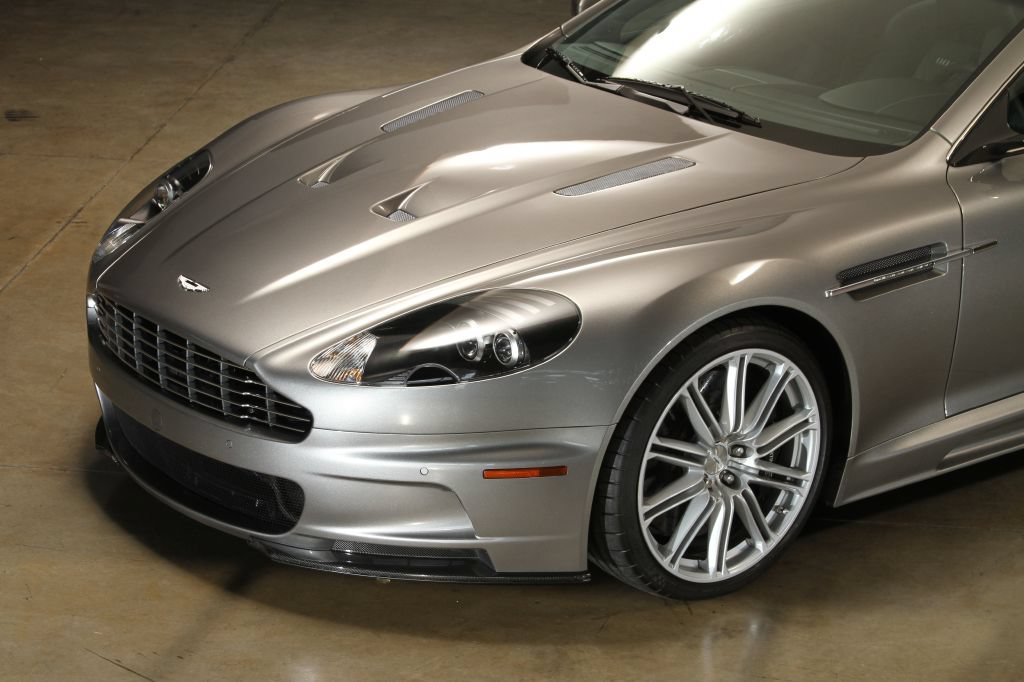 Used 2009 Aston Martin DBS Coupe RWD image 6