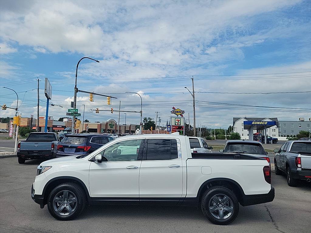 Used 2023 Honda Ridgeline RTL-E image 2