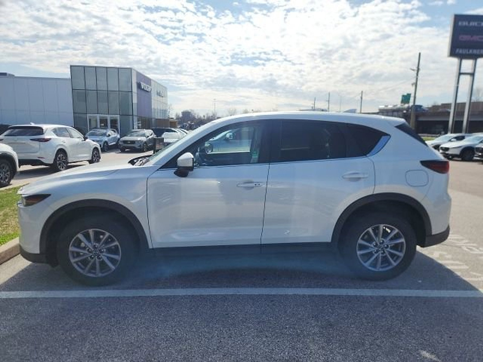 Used 2023 MAZDA CX-5 AWD 2.5 S w/ Select Package image 3