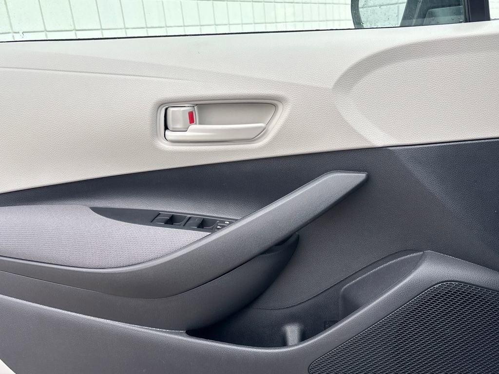New 2026 Toyota Corolla LE image 6