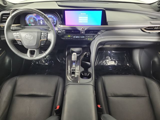 Used 2024 Toyota Crown AWD/4WD image 16