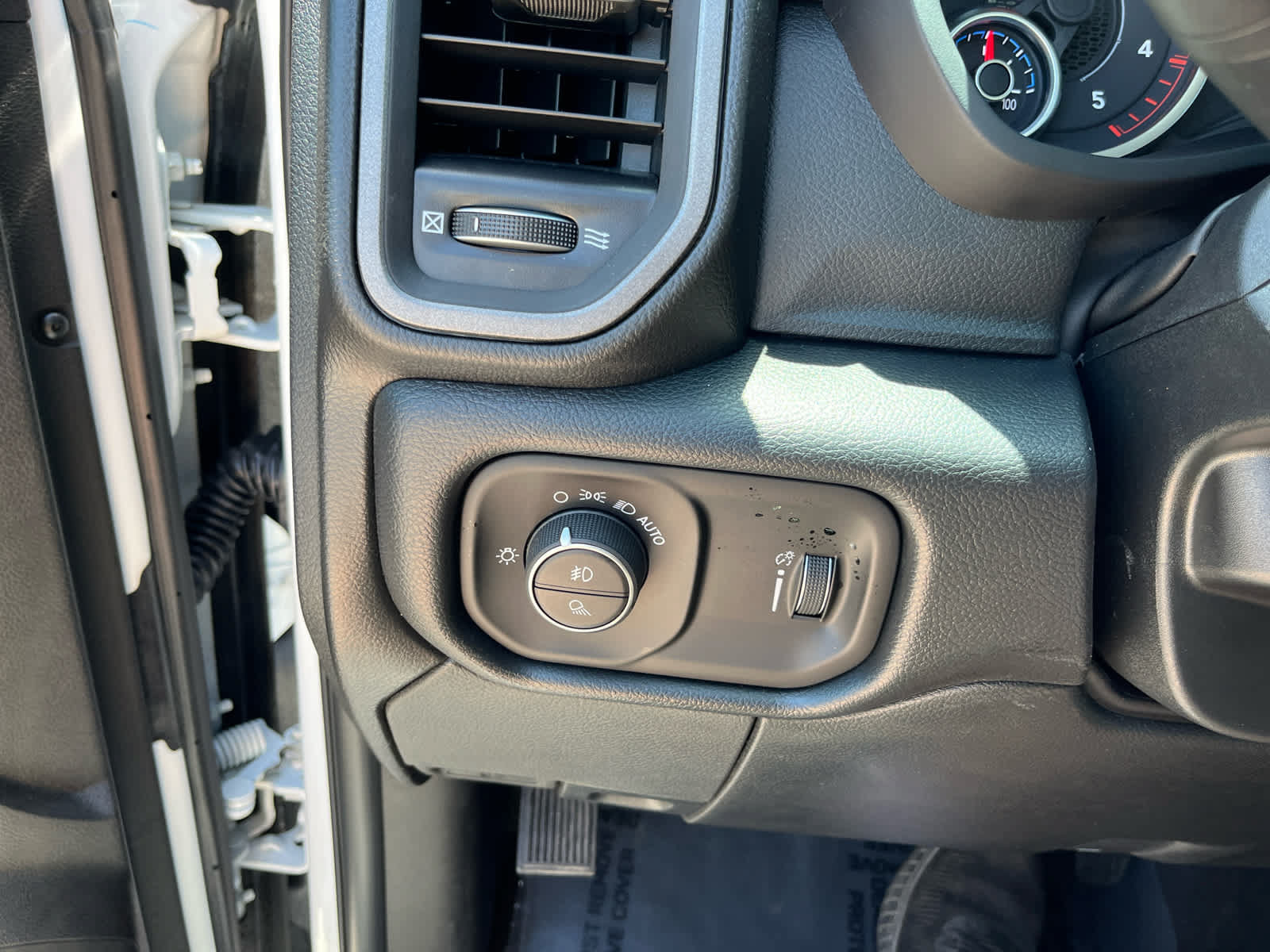 New 2026 RAM 3500 Tradesman AWD/4WD image 12