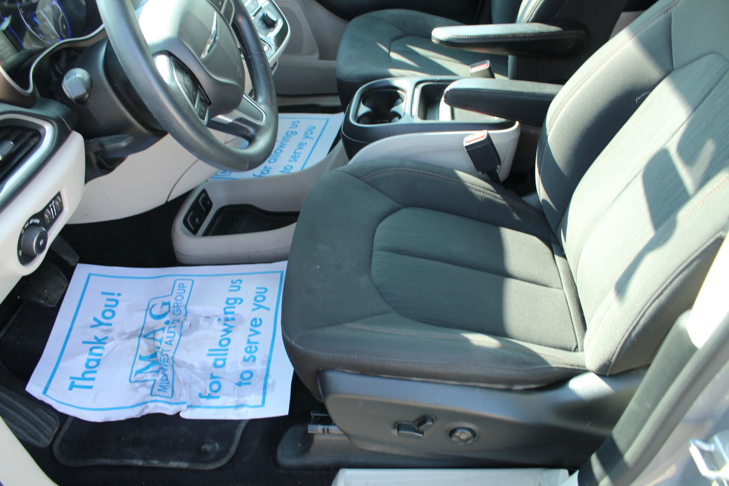 Used 2019 Chrysler Pacifica Touring Plus image 17