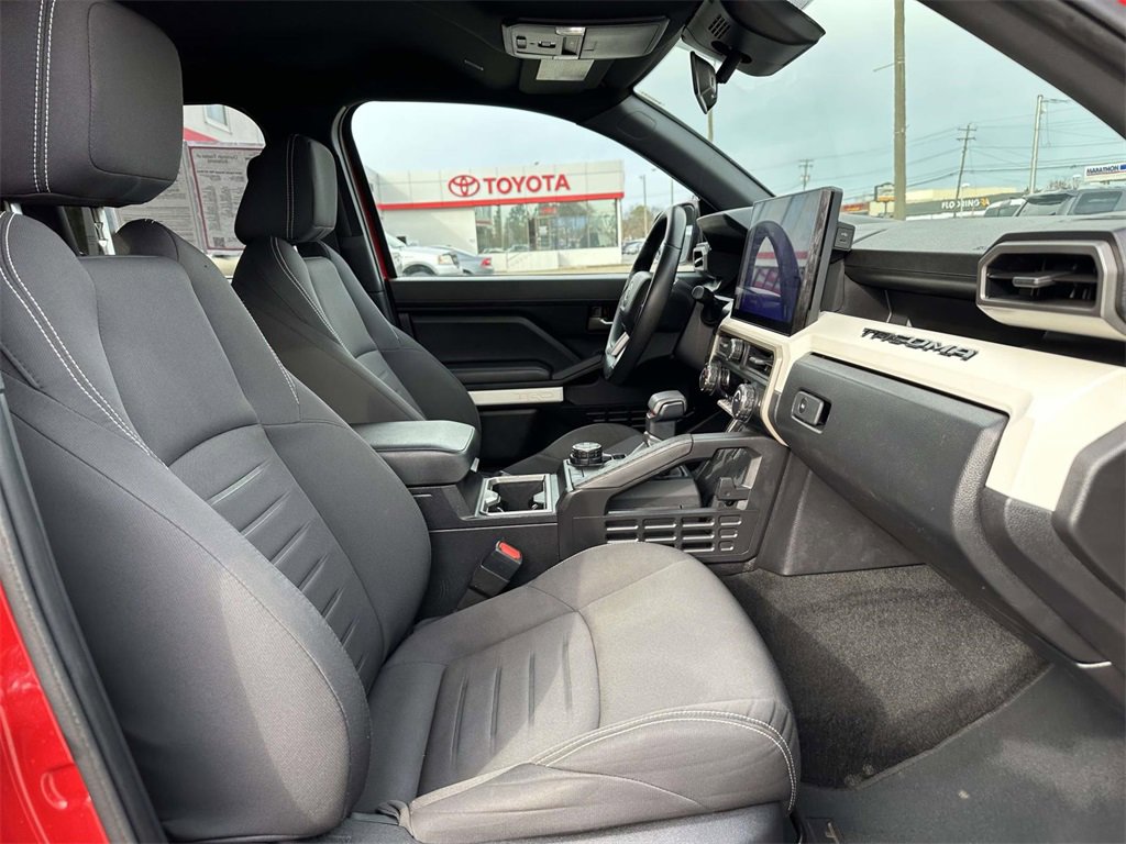 Used 2024 Toyota Tacoma TRD Off-Road image 14