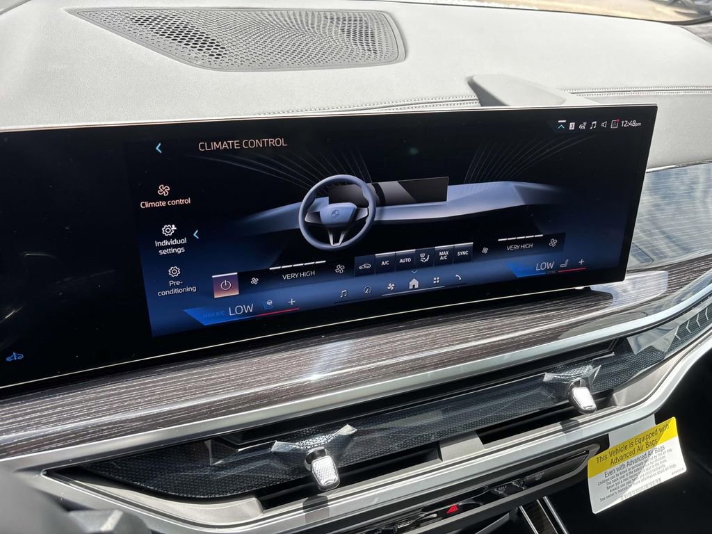 New 2026 BMW X7 xDrive40i w/ M Sport Package image 19