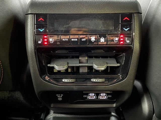 Used 2022 Jeep Grand Cherokee Summit image 27