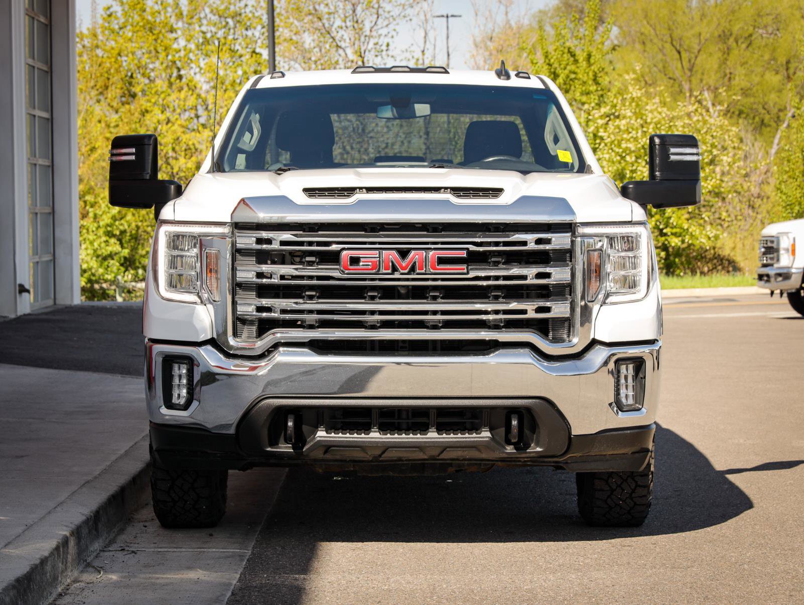 Used 2023 GMC Sierra 2500 SLE w/ SLE Convenience Package AWD/4WD image 9
