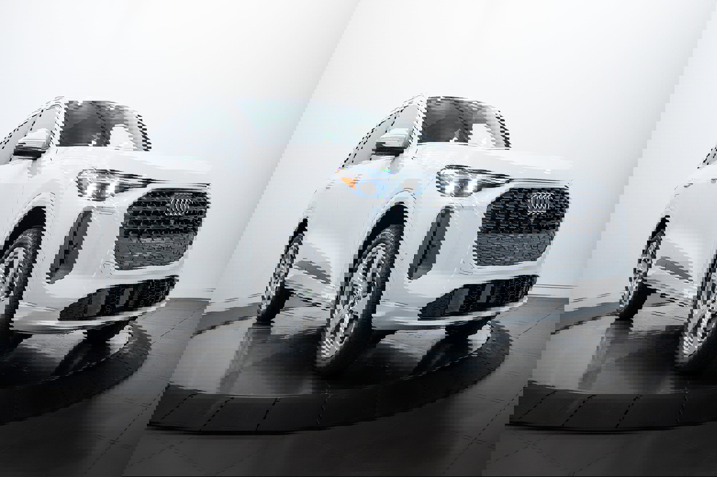 New 2025 Audi Q5 Premium Plus