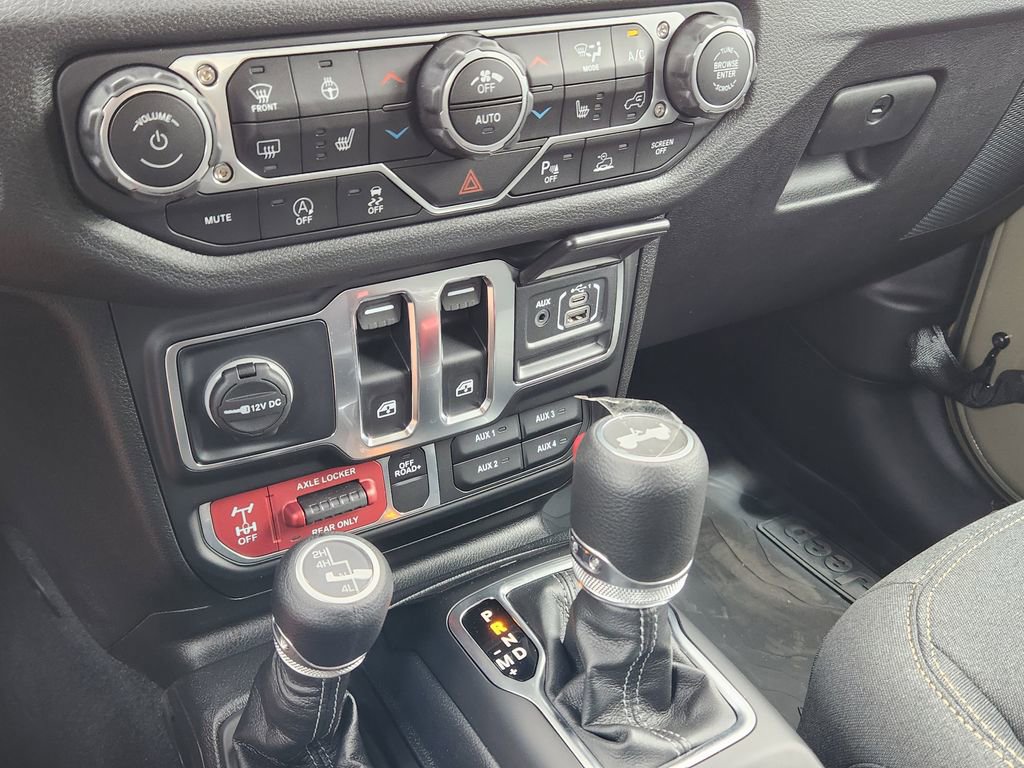 New 2025 Jeep Wrangler Sport AWD/4WD image 19