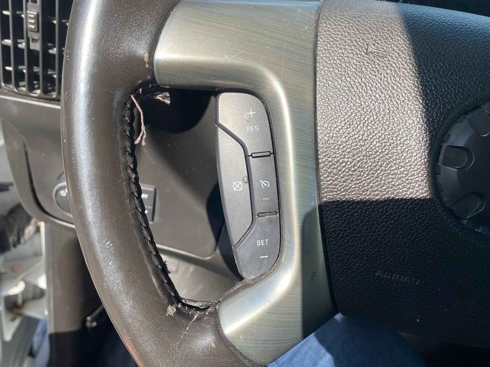 Used 2016 Chevrolet Express 2500 Extended RWD image 15