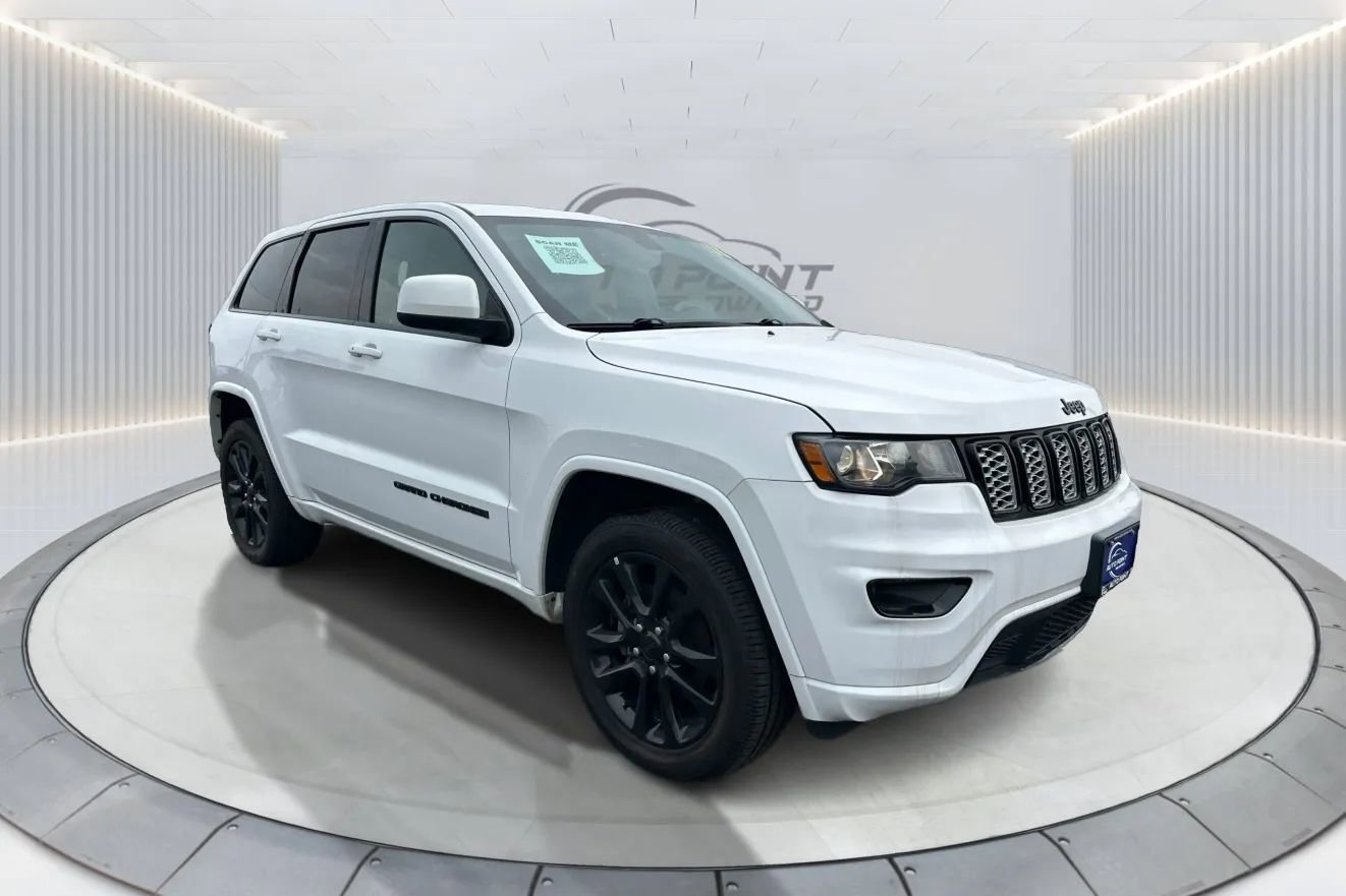 Used 2018 Jeep Grand Cherokee Altitude