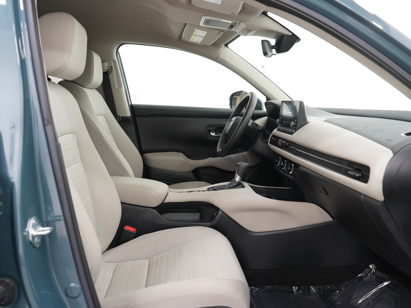 Used 2024 Honda HR-V LX image 12