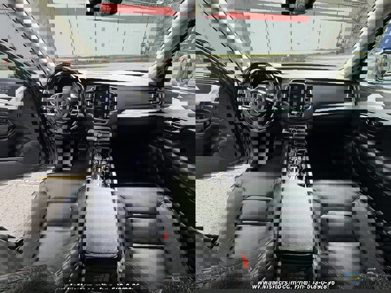 Used 2018 Volvo XC90 T6 Momentum w/ Convenience Package image 10