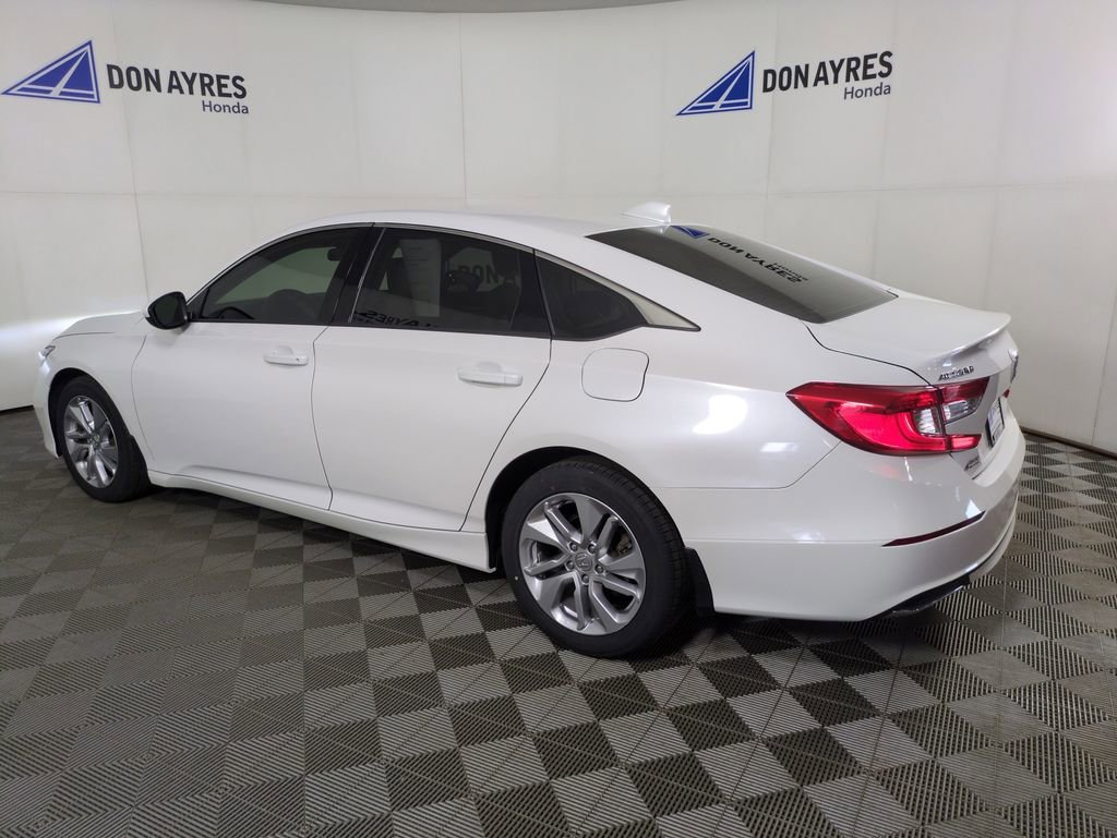 Used 2019 Honda Accord LX image 3