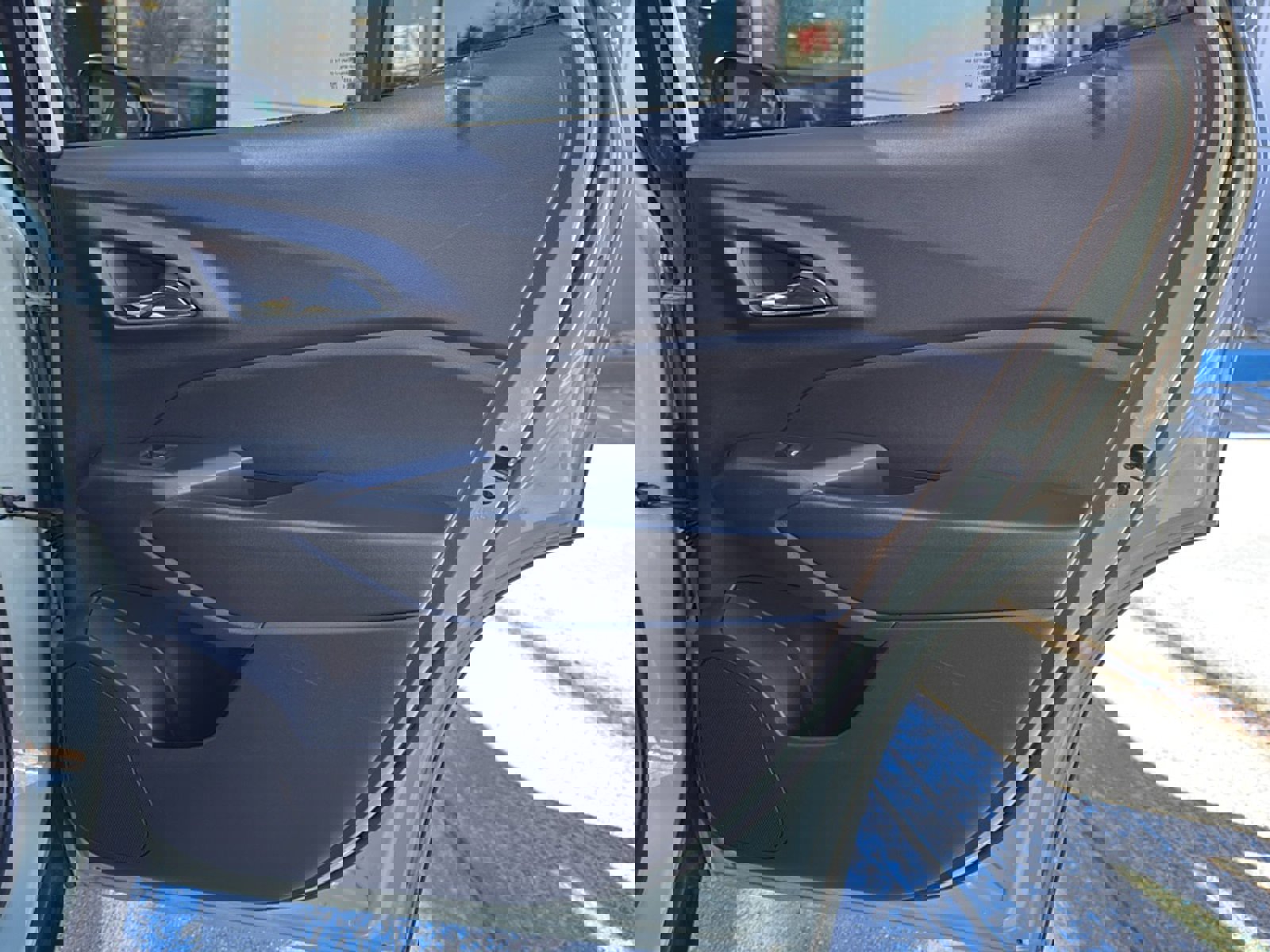 Used 2024 Chevrolet Trax RS w/ Driver Confidence Package image 21