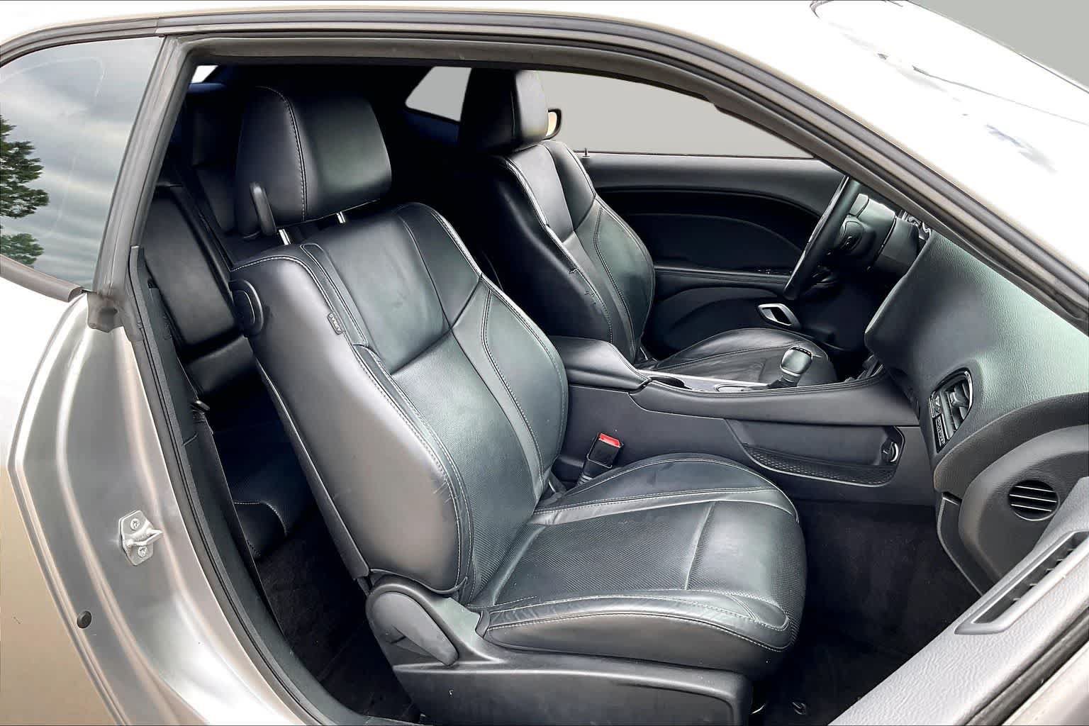 Used 2016 Dodge Challenger SXT Plus RWD image 9