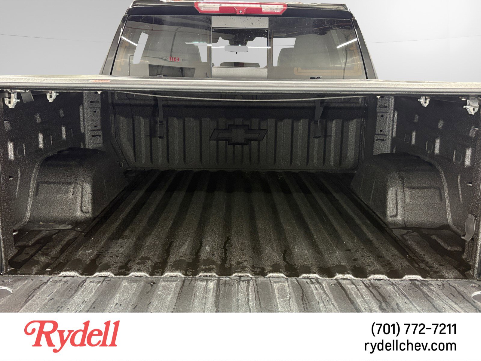 Used 2024 Chevrolet Silverado 1500 LT Trail Boss w/ LT Trail Boss Premium Package AWD/4WD image 18