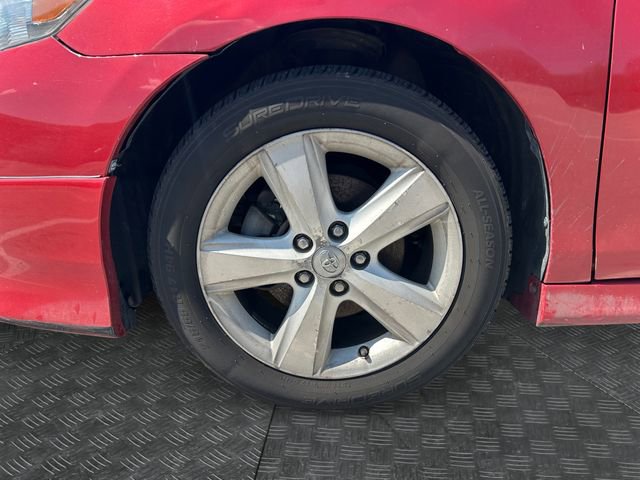 Used 2011 Toyota Camry SE FWD image 7