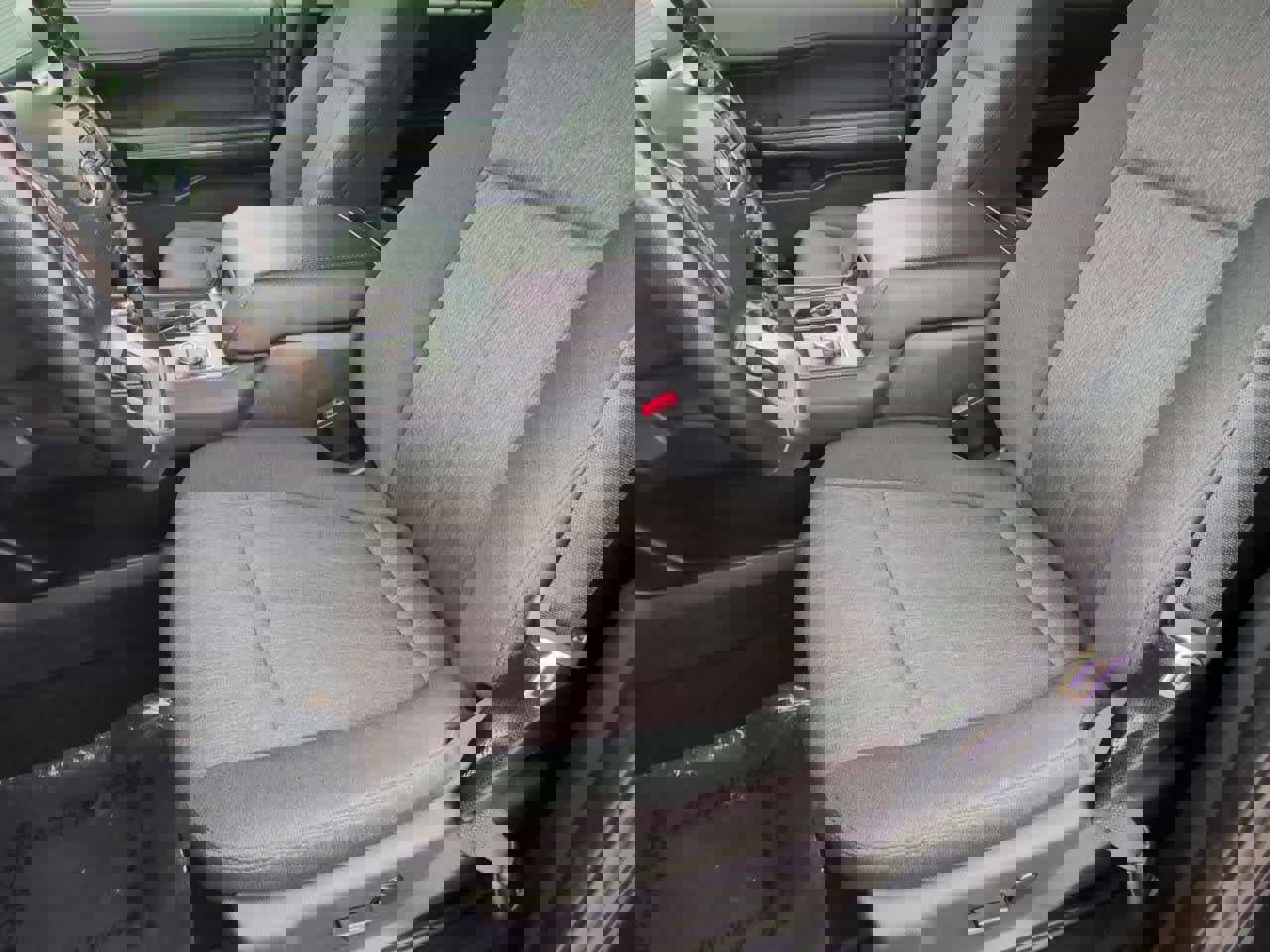 Used 2024 Ford Expedition Max XLT image 16