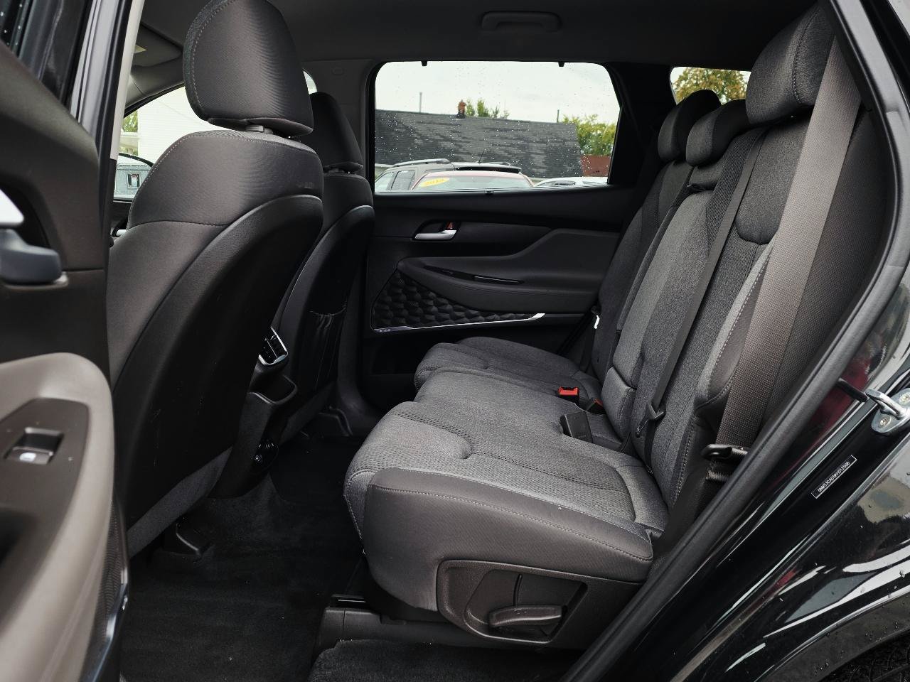 Used 2019 Hyundai Santa Fe SEL AWD/4WD image 13