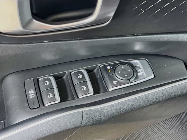 New 2026 Kia Sorento LX FWD image 17