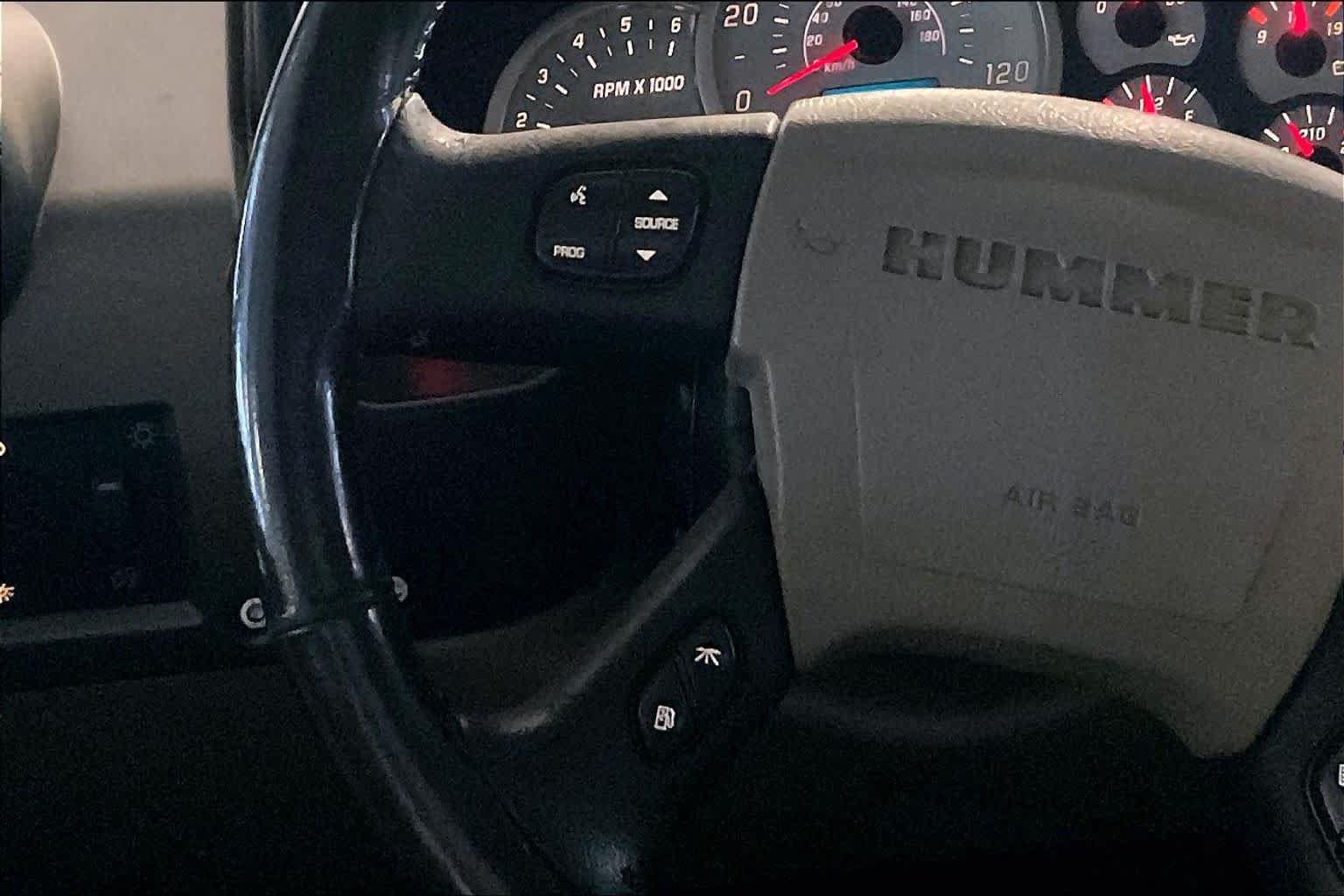 Used 2003 HUMMER H2 w/ Preferred Equipment Group AWD/4WD image 20