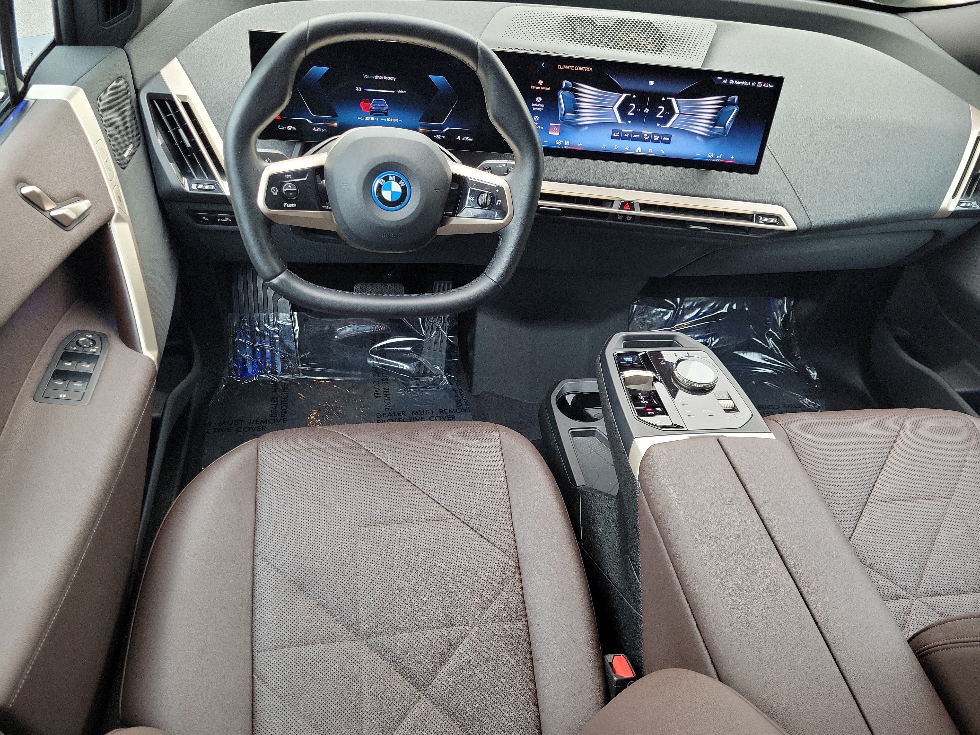 Certified 2024 BMW iX xDrive50 w/ Sport Package AWD/4WD image 6