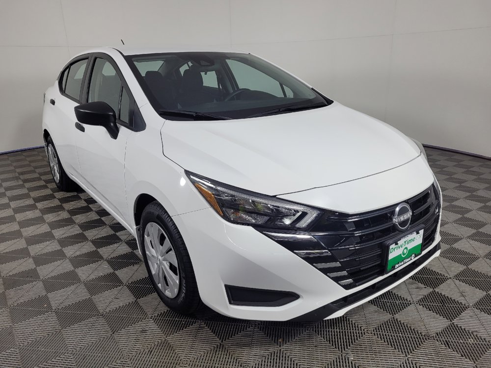 Used 2025 Nissan Versa S w/ Trunk Package FWD image 14