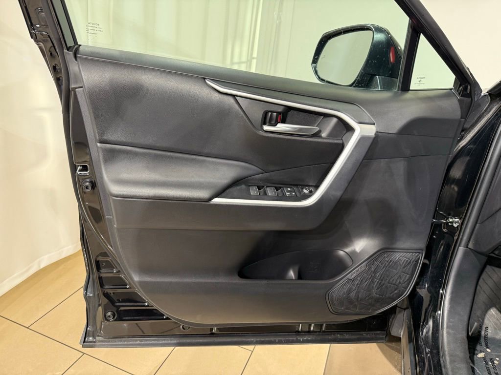 Certified 2025 Toyota RAV4 XLE image 15