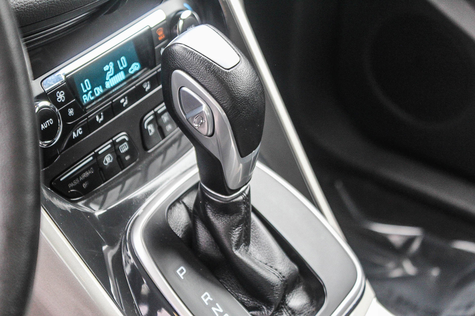 Used 2013 Ford C-MAX Energi SEL image 19