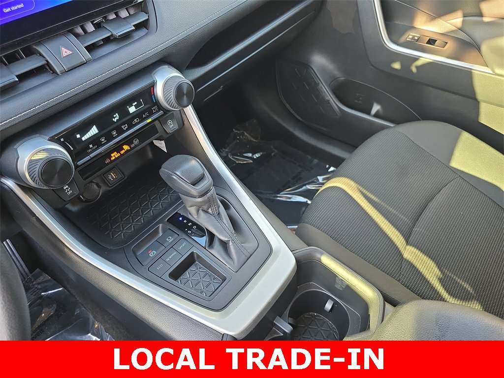 Used 2024 Toyota RAV4 LE image 25