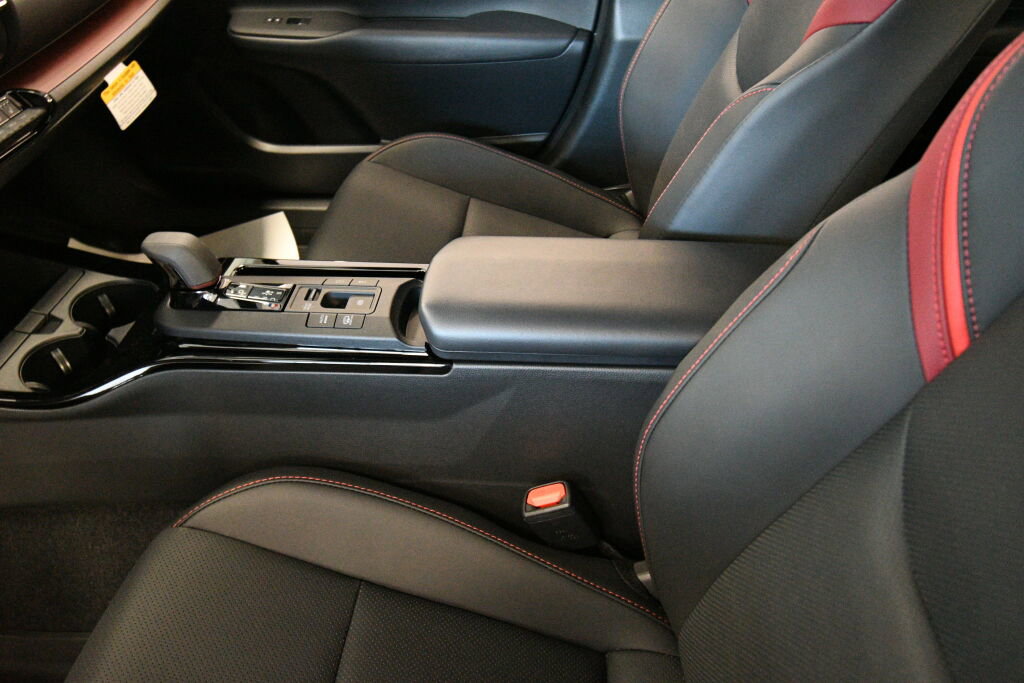 New 2026 Toyota Prius Plug-In Hybrid image 13