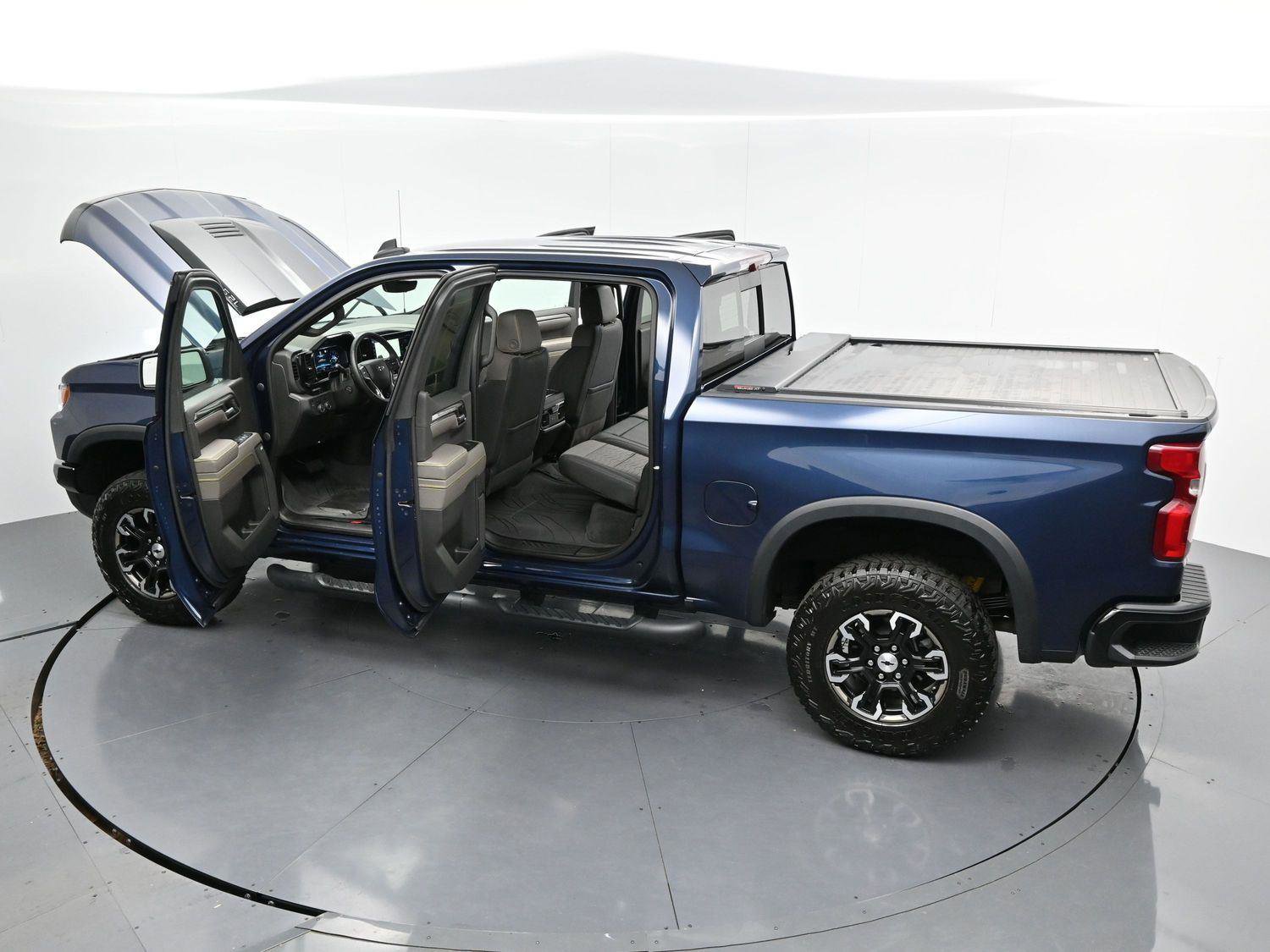 Used 2023 Chevrolet Silverado 1500 ZR2 w/ Technology Package image 43