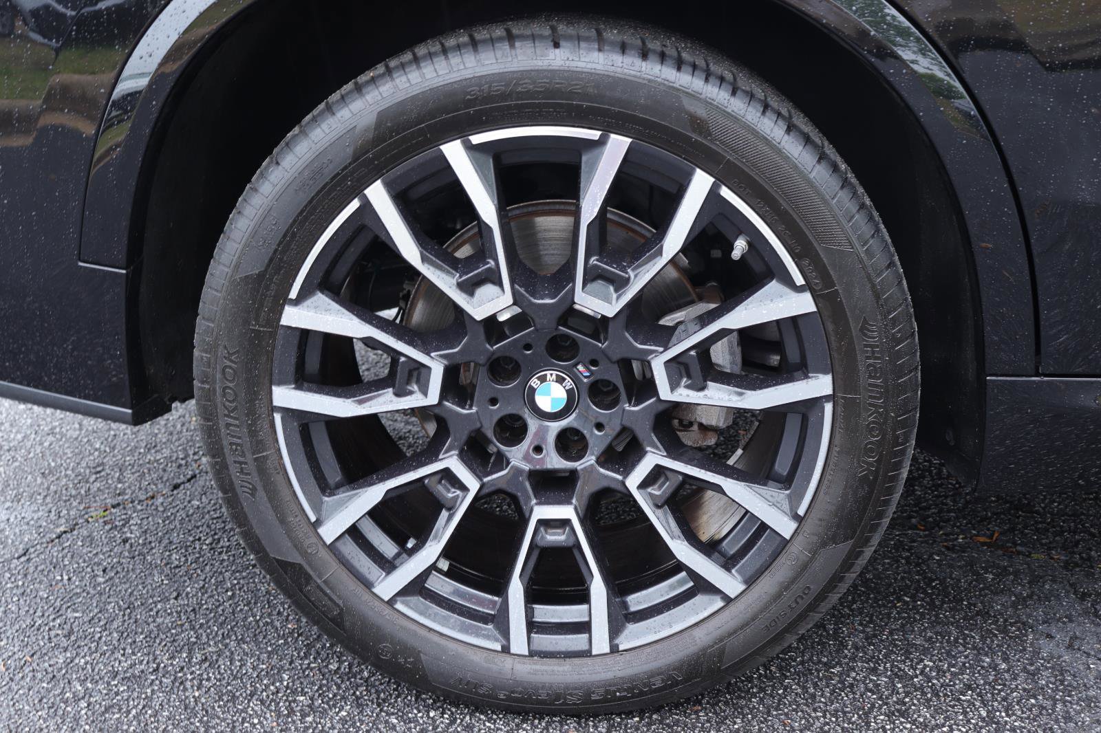 Used 2025 BMW X5 xDrive40i w/ M Sport Package AWD/4WD image 43