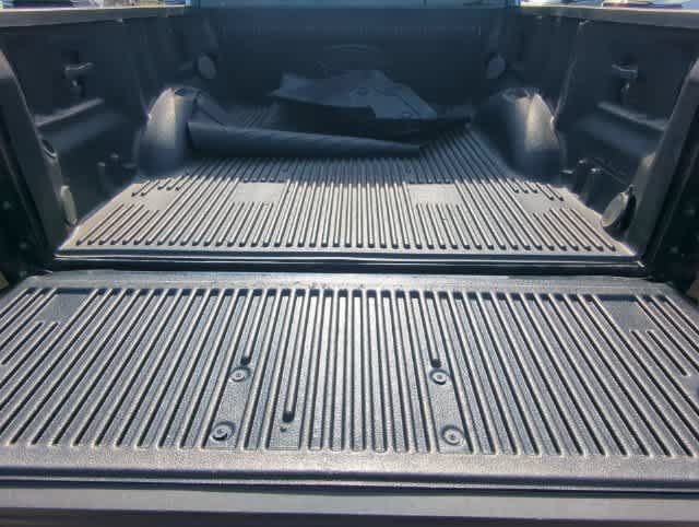 Used 2016 Ford F150 XLT w/ Equipment Group 302A Luxury AWD/4WD image 35