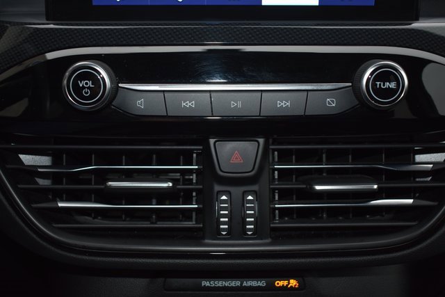 Used 2023 Ford Escape ST-Line image 29