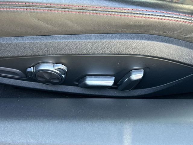 Used 2017 Audi R8 V10 w/ Carbon Exterior Package image 30